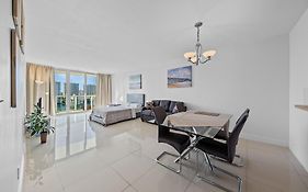 Miami Oceanview Oasis Collins Ave Apartments Free Parking